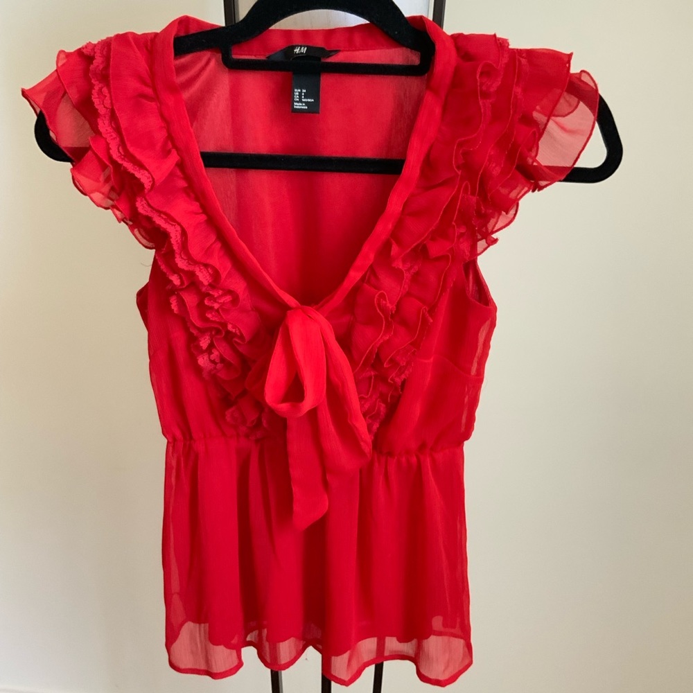 H&M Lace Ruffle Top Size 4 - Picture 2 of 4
